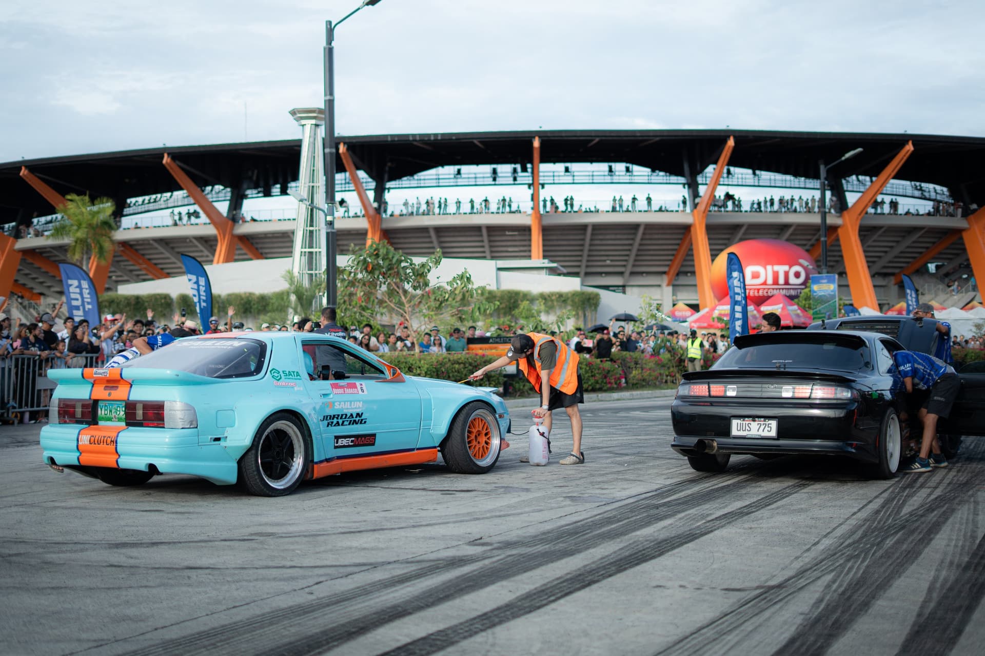 Tandem drift at stadium